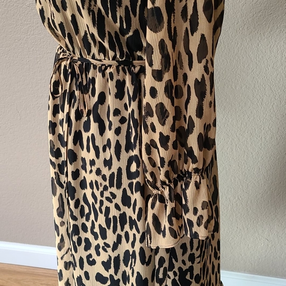 Banana Republic dress - Picture 7 of 8